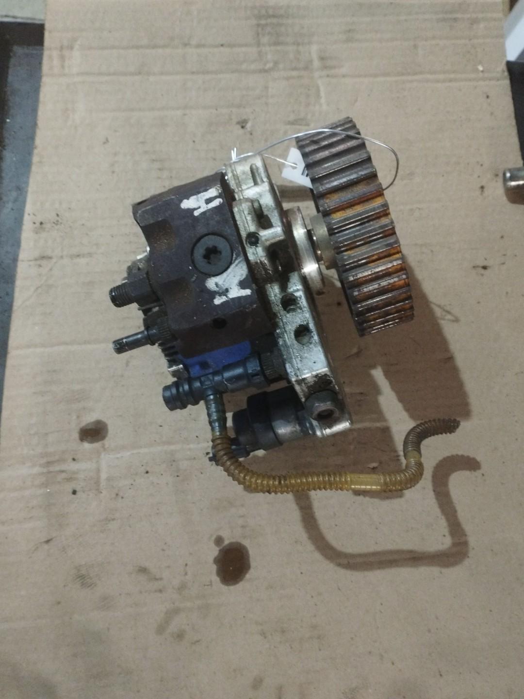 ТНВД Renault Laguna 2 поколение 2004, 1.9 л., дизель - фото №1