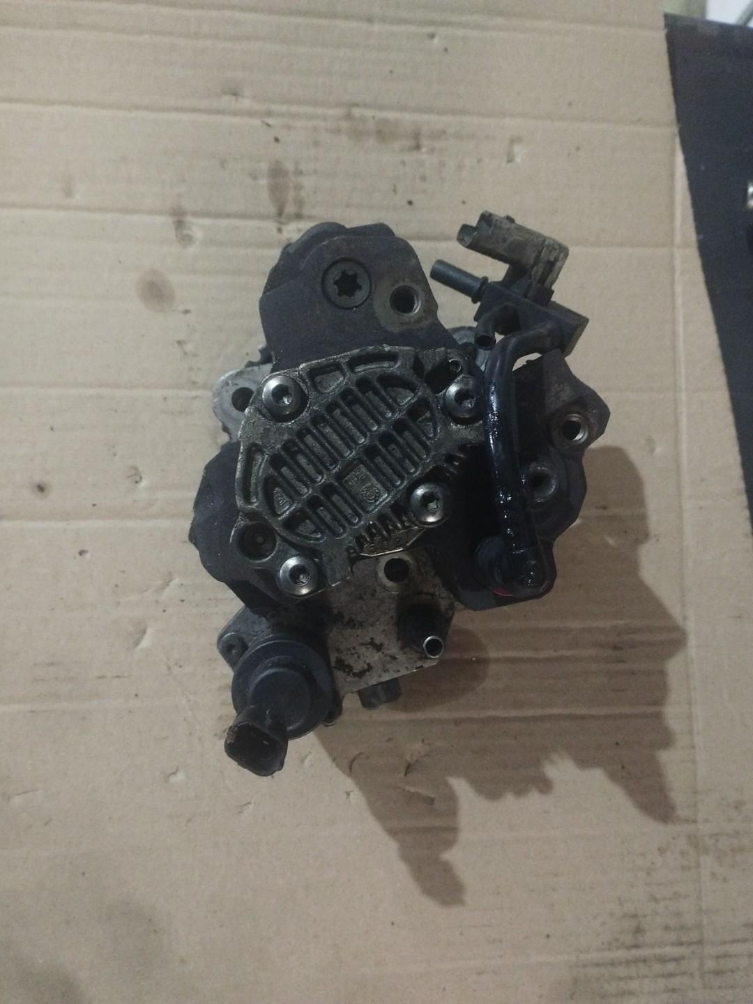 ТНВД Renault Laguna 2 поколение 2005, 1.9 л., дизель - фото №1