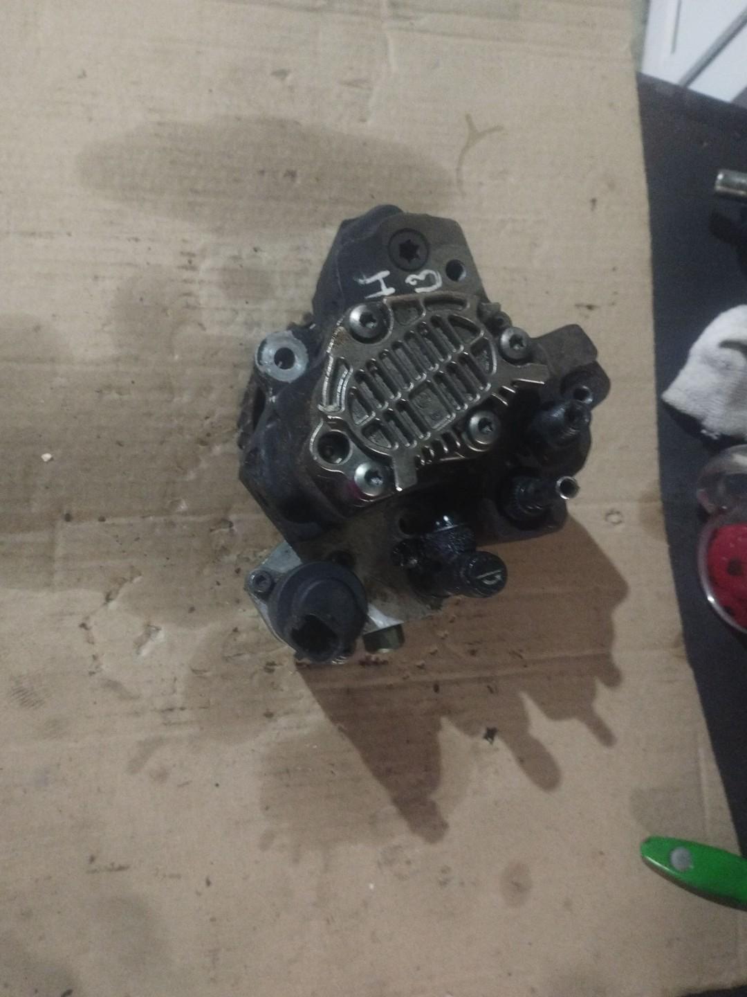 ТНВД Renault Laguna 2 поколение 2005, 1.9 л., дизель - фото №1