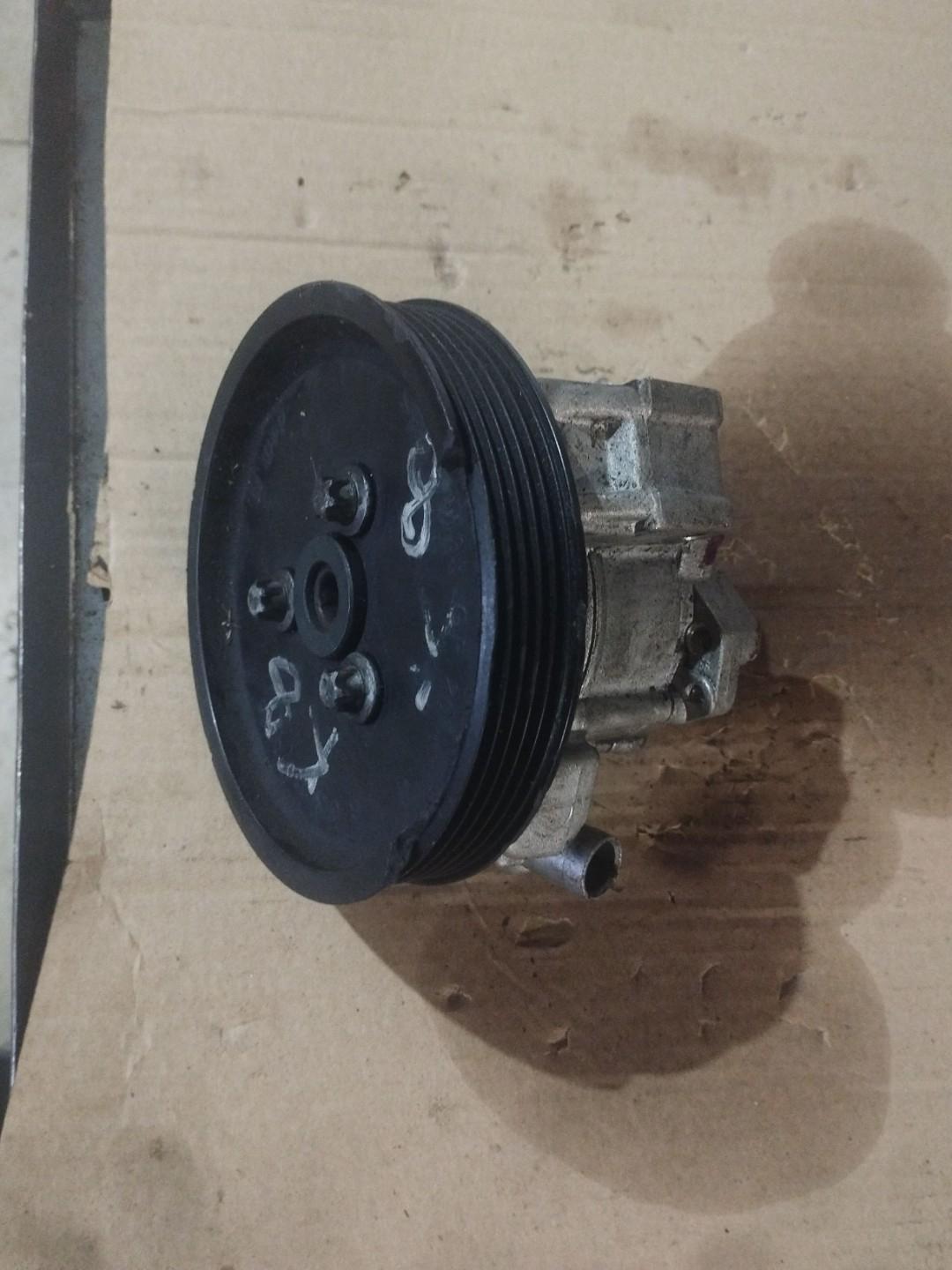 насос гидроусилителя руля Mercedes-Benz C-Класс W203/S203/CL203 2003, 2.7 л., дизель - фото №1