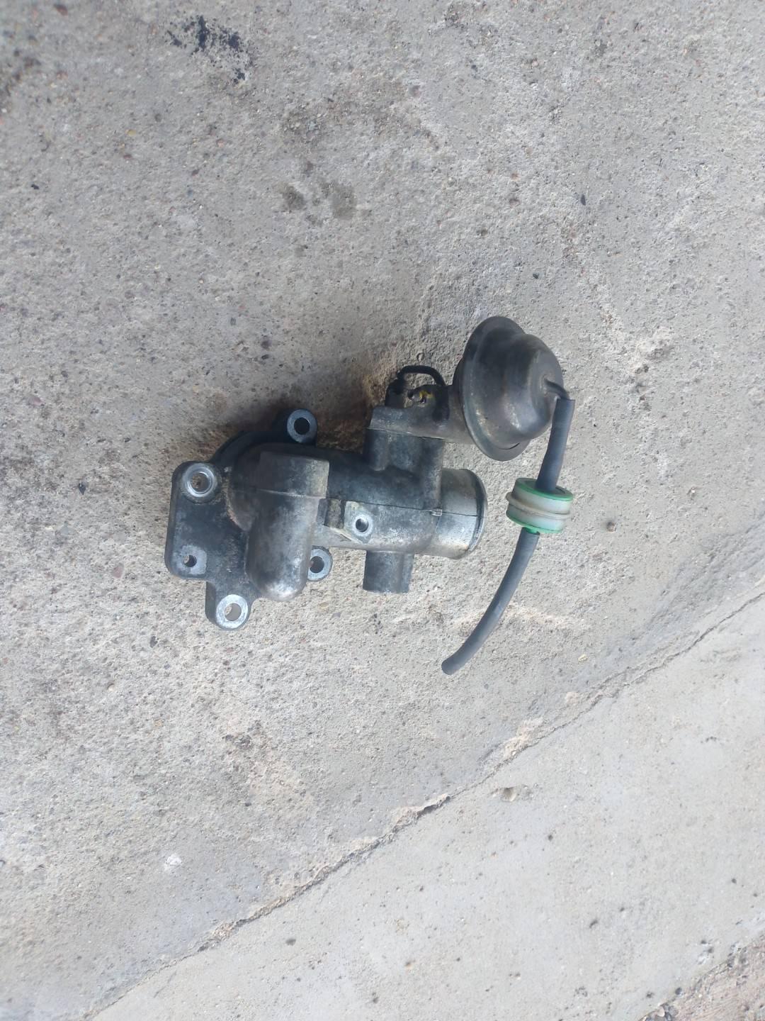 заслонка дроссельная Toyota Yaris Verso 1 поколение XP20 2003, 1.4 л., дизель - фото №1