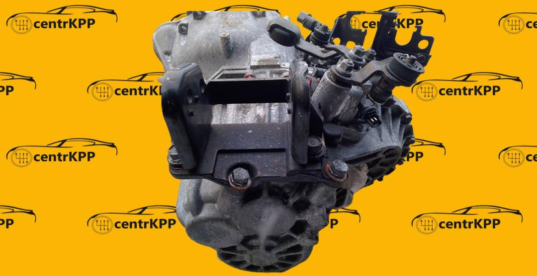 КПП механическая (МКПП) Hyundai Tucson 1 поколение 2006, 2.0 л., дизель, 6МКПП, полный привод - фото №1