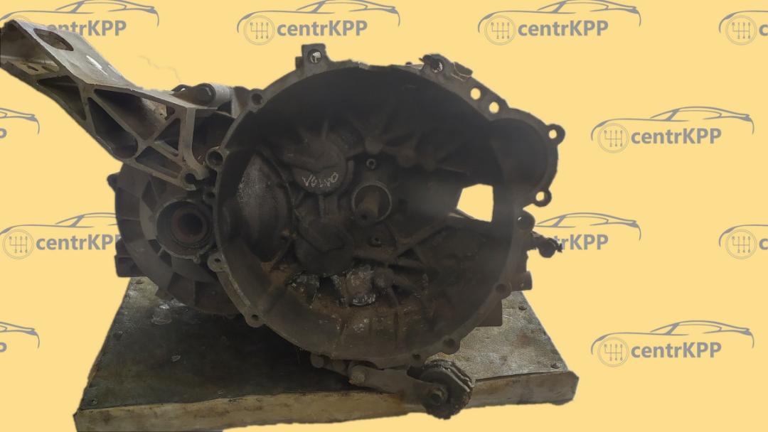 КПП механическая (МКПП) Volvo S60 1 поколение 2003, 2.4 л., D, дизель, 5МКПП - фото №1