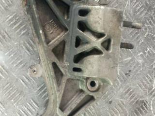 кронштейн двигателя Hyundai Matrix 1 поколение 2001, 1.5 л., дизель