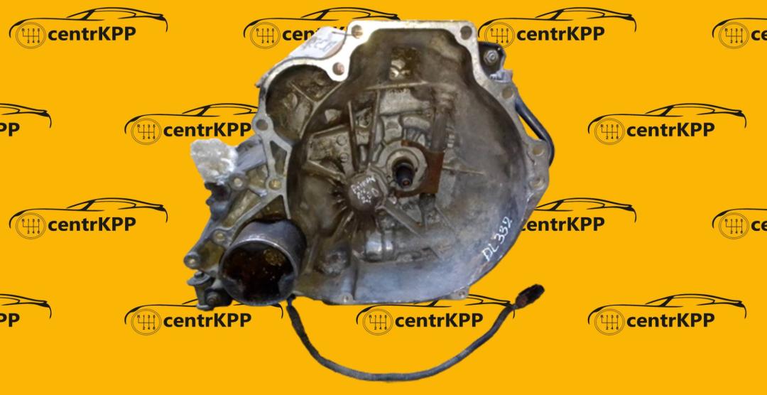 КПП механическая (МКПП) Nissan Primera P10 1997, 2.0 л., дизель - фото №1