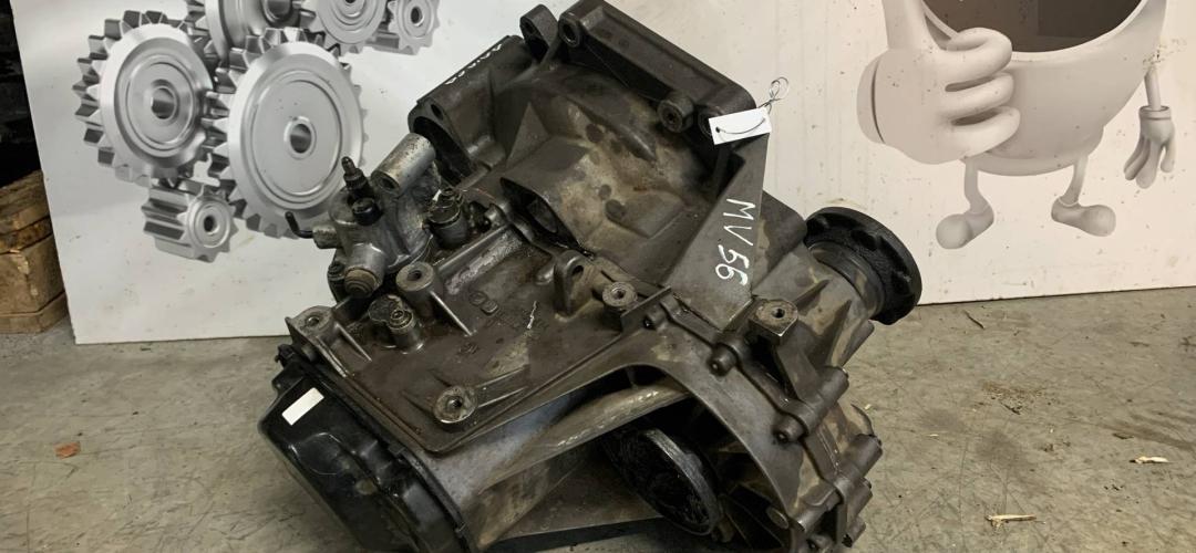 КПП механическая (МКПП) SEAT Leon 3 поколение (2012 - 2016), 1.6 л., бензин, PSU - фото №1