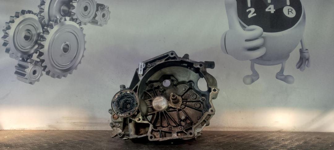 КПП механическая (МКПП) Skoda Octavia 2 поколение (A5) (2004 - 2009), 1.6 л., бензин, JHV - фото №1