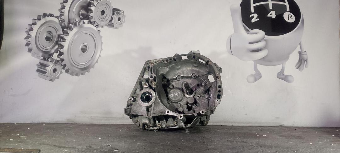 КПП механическая (МКПП) Nissan Almera G15 (2012 - 2018), 1.6 л., бензин - фото №1