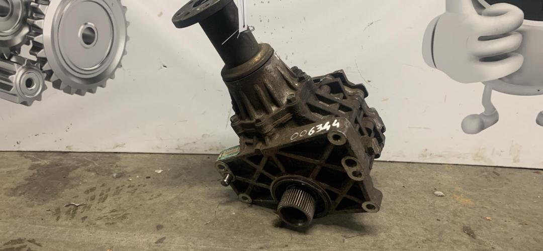 раздаточная коробка Hyundai Santa Fe 3 поколение (DM) (2012 - 2016), 2.2 л., дизель - фото №1