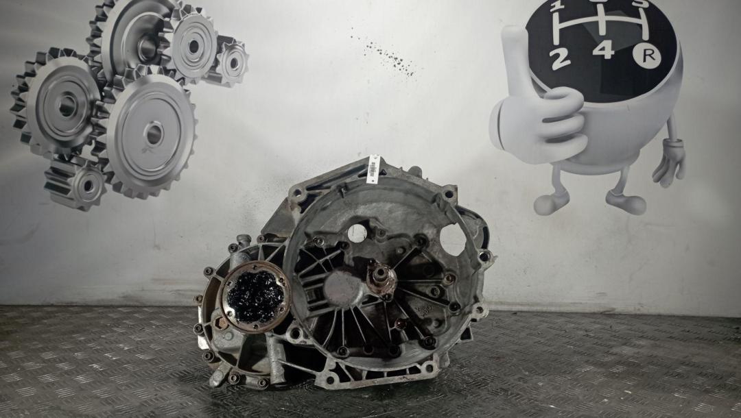 КПП механическая (МКПП) Volkswagen Touran 1 поколение (2003 - 2006), 2.0 л., дизель, JJS - фото №1