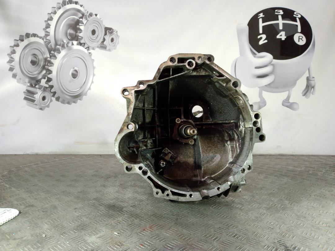 КПП механическая (МКПП) Audi A4 B6 2004, 2.5 л., TDi, дизель, 6МКПП, передний привод, HEN - фото №1