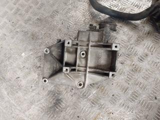 кронштейн компрессора кондиционера Volkswagen Passat B5 (1996 - 2001), 1.9 л., дизель, 028260885A