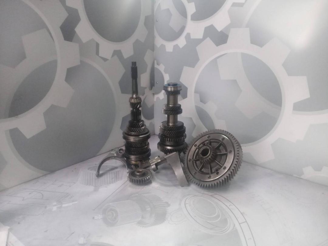 КПП механическая (МКПП) Peugeot 308 T9 (2013 - 2017), 1.5 л., дизель - фото №1